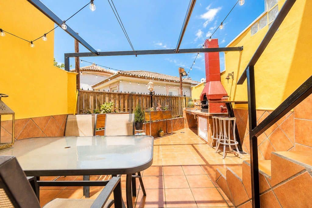 3 bedroom Villa for sale in Albir - € 299,000 (Ref: 9966130)