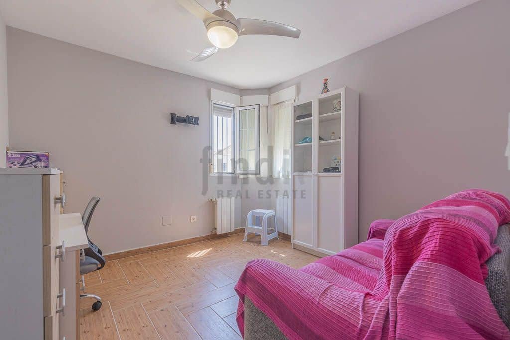 4 slaapkamer Villa te koop in Albir met zwembad garage - € 595.000 (Ref: 9986406)