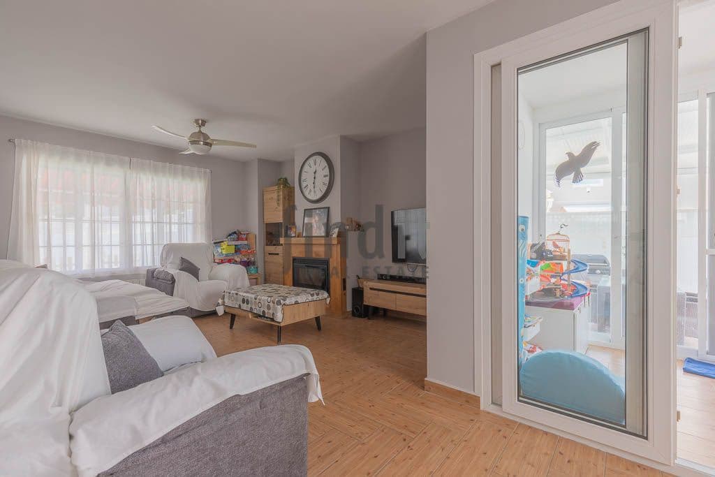 4 slaapkamer Villa te koop in Albir met zwembad garage - € 595.000 (Ref: 9986406)