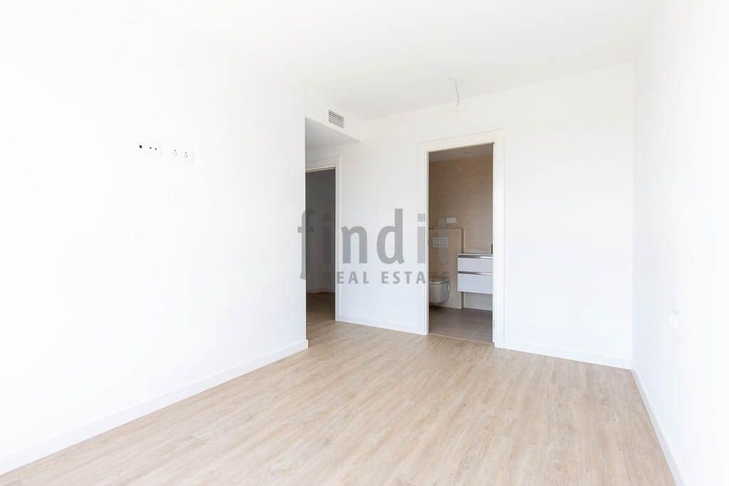 3 soverom Leilighet til salgs i Alicante by med svømmebasseng garasje - € 430 000 (Ref: 9998096)