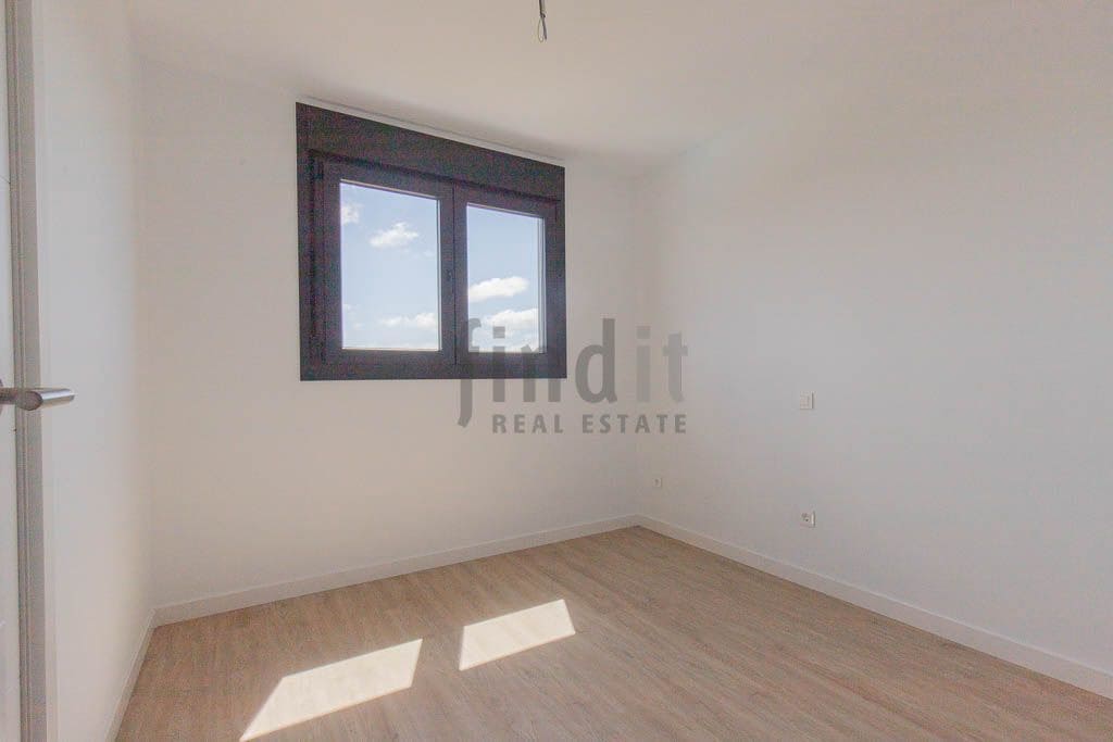 3 soverom Leilighet til salgs i Alicante by med svømmebasseng garasje - € 430 000 (Ref: 9998096)