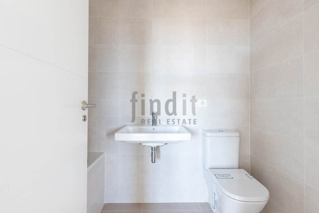 3 soverom Leilighet til salgs i Alicante by med svømmebasseng garasje - € 430 000 (Ref: 9998096)