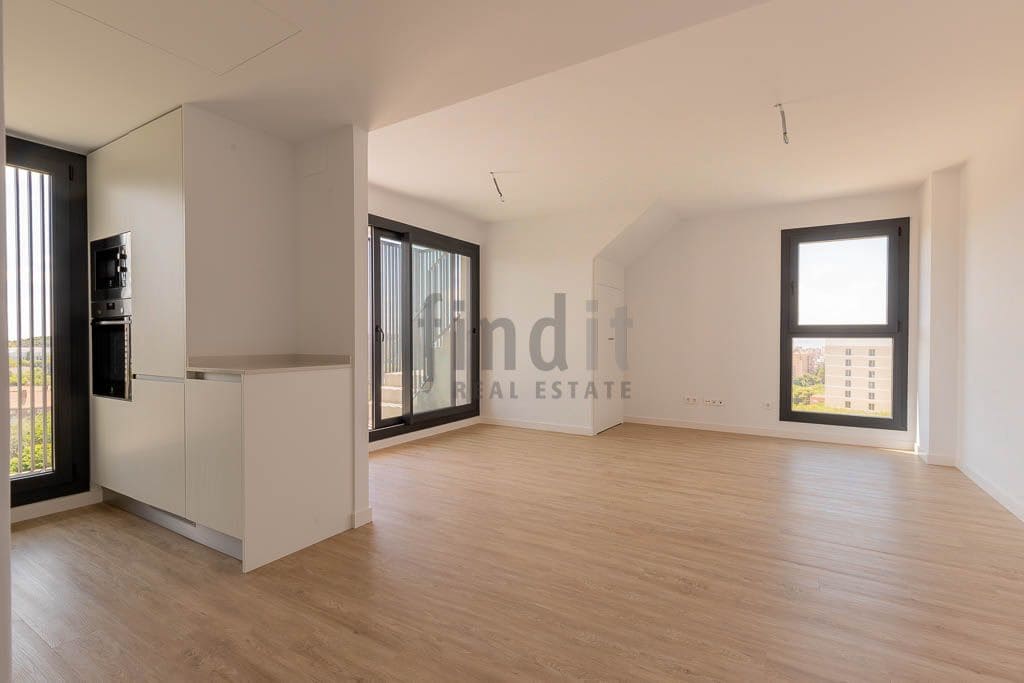 3 soverom Leilighet til salgs i Alicante by med svømmebasseng garasje - € 430 000 (Ref: 9998096)