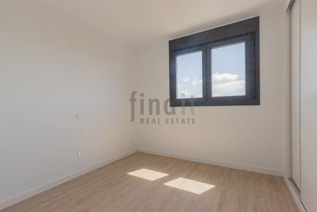 3 soverom Leilighet til salgs i Alicante by med svømmebasseng garasje - € 430 000 (Ref: 9998096)