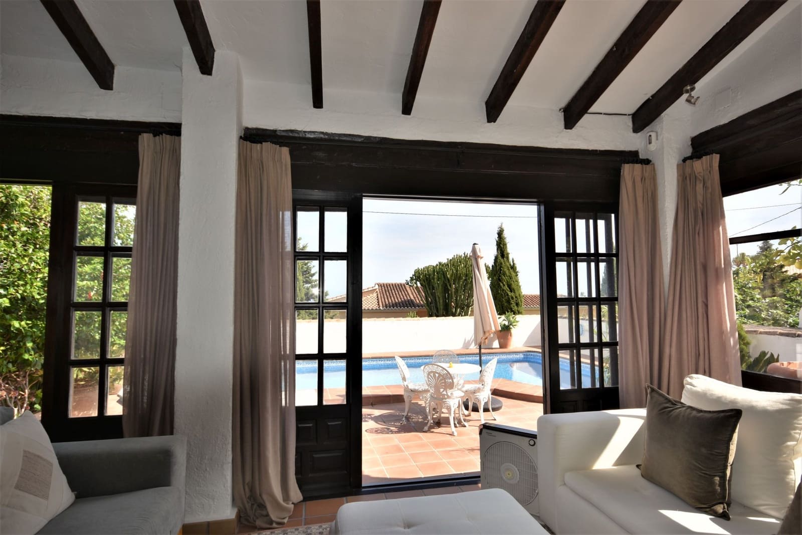 4 bedroom Villa for sale in Calpe / Calp with pool garage - € 588,000 (Ref: 7197096)