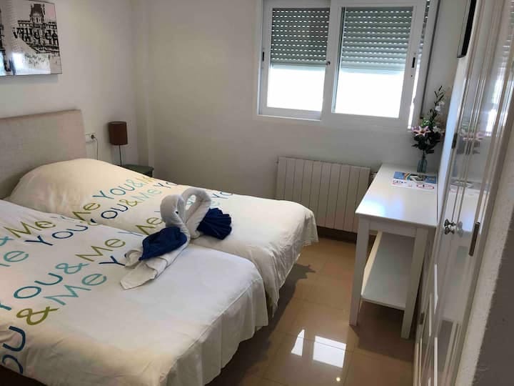 6 sypialnia Willa na sprzedaż w Calpe / Calp z basenem garażem - 855 000 € (Ref: 8541044)