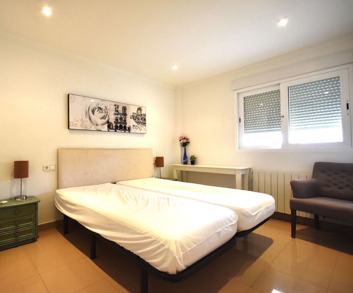 6 sypialnia Willa na sprzedaż w Calpe / Calp z basenem garażem - 855 000 € (Ref: 8541044)