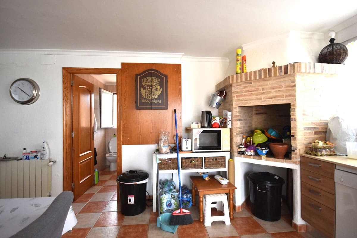 6 sypialnia Willa na sprzedaż w Calpe / Calp z basenem garażem - 855 000 € (Ref: 8541044)