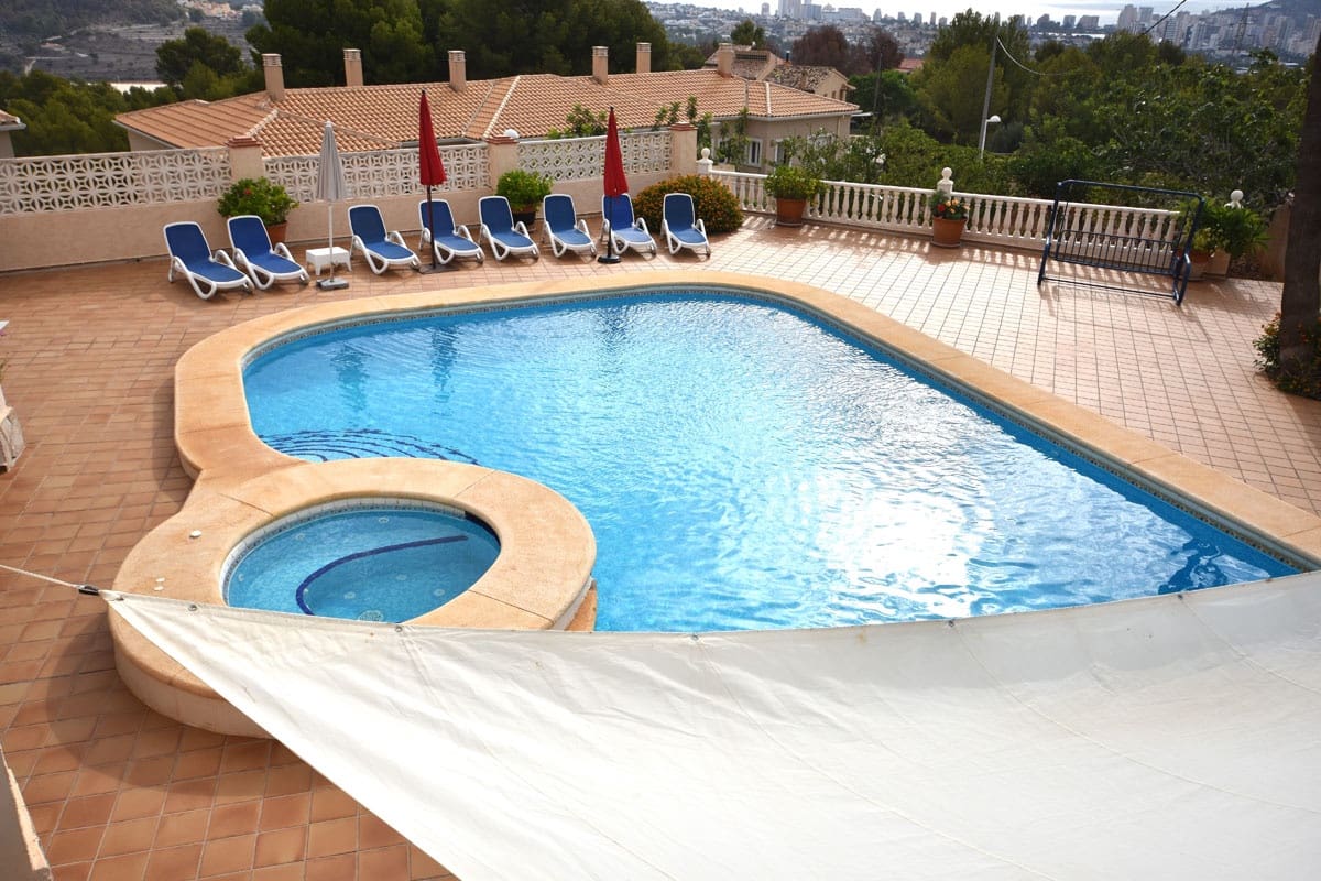 6 sypialnia Willa na sprzedaż w Calpe / Calp z basenem garażem - 855 000 € (Ref: 8541044)