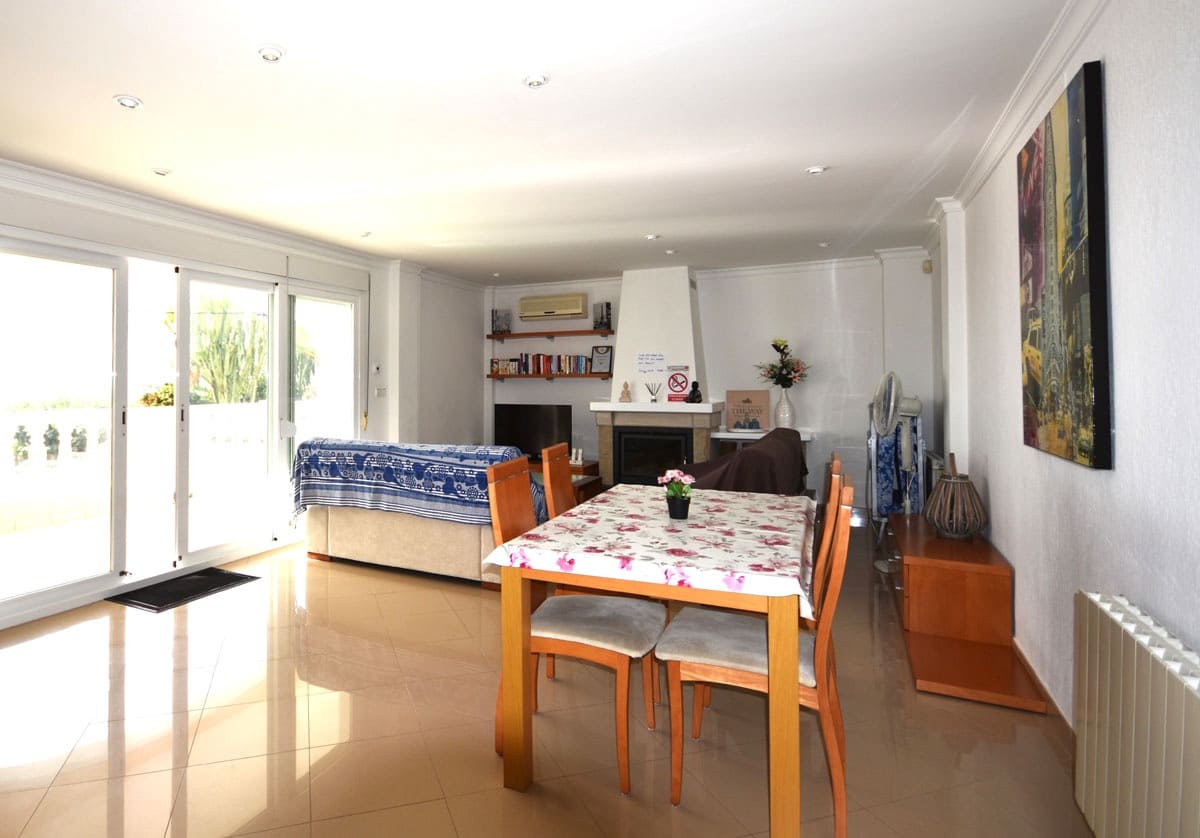 6 sypialnia Willa na sprzedaż w Calpe / Calp z basenem garażem - 855 000 € (Ref: 8541044)