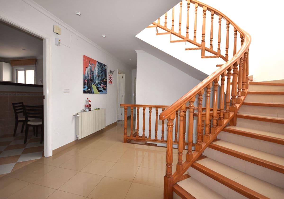 6 sypialnia Willa na sprzedaż w Calpe / Calp z basenem garażem - 855 000 € (Ref: 8541044)