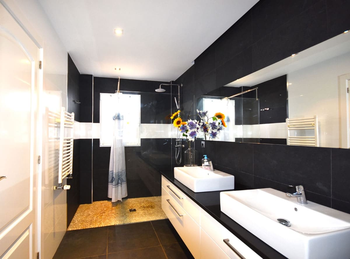 6 sypialnia Willa na sprzedaż w Calpe / Calp z basenem garażem - 855 000 € (Ref: 8541044)