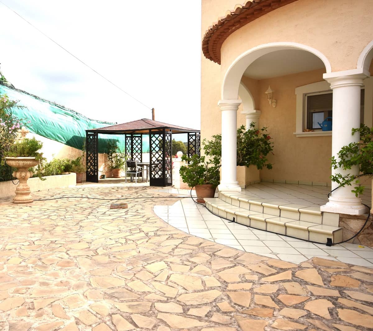 6 sypialnia Willa na sprzedaż w Calpe / Calp z basenem garażem - 855 000 € (Ref: 8541044)