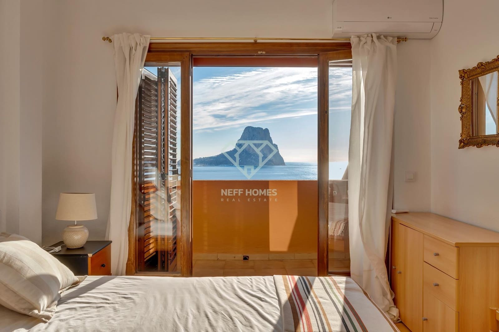 2 bedroom Terraced Villa for sale in Calpe / Calp with pool - € 415,000 (Ref: 10159627)
