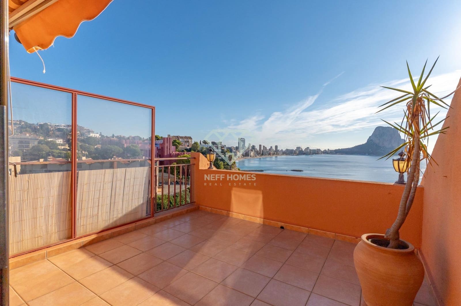 2 bedroom Terraced Villa for sale in Calpe / Calp with pool - € 415,000 (Ref: 10159627)