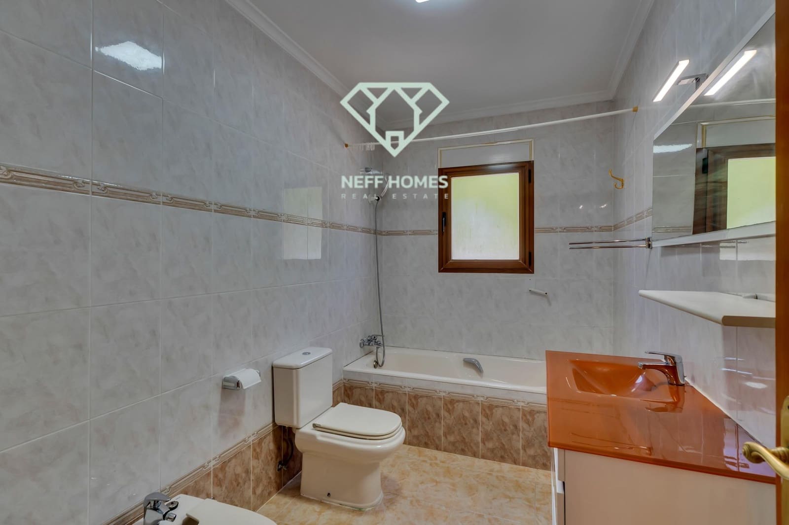 4 chambre Villa/Maison à vendre à Calpe / Calp avec garage - 750 000 € (Ref: 10184864)