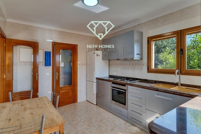 4 soveværelse Villa til salg i Calpe / Calp med garage - € 750.000 (Ref: 10184864)