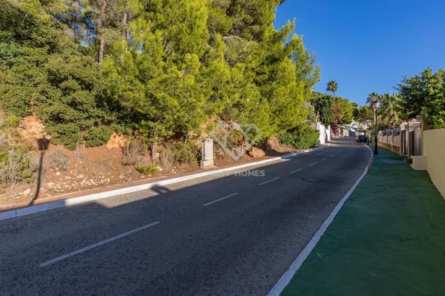 Building Plot for sale in Altea - € 745,000 (Ref: 8045880)