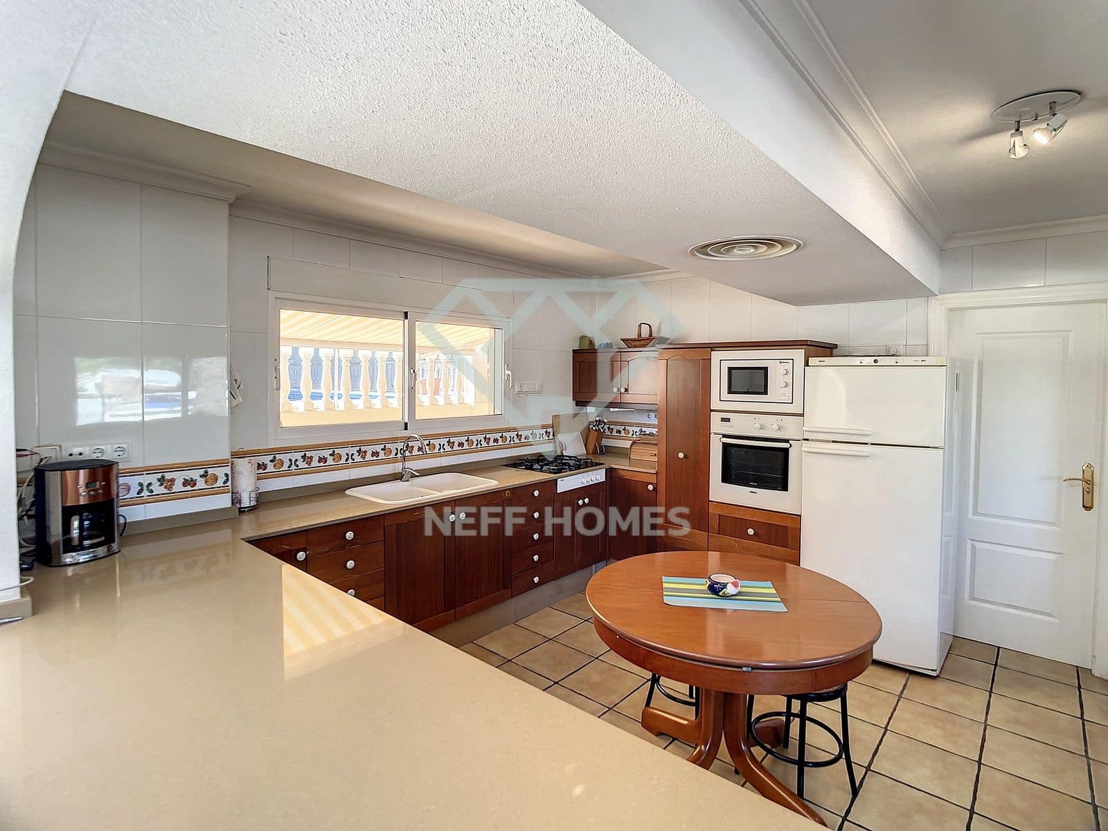 Chalet de 4 habitaciones en Albir en venta con piscina garaje - 1.350.000 € (Ref: 8051454)