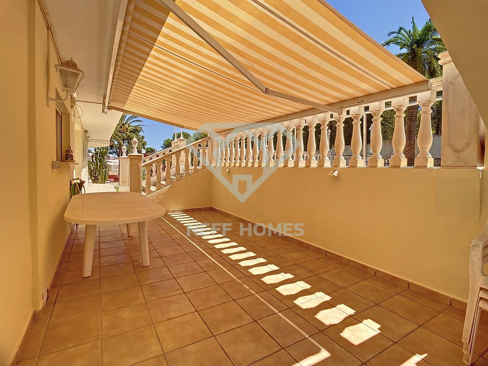 Chalet de 4 habitaciones en Albir en venta con piscina garaje - 1.350.000 € (Ref: 8051454)