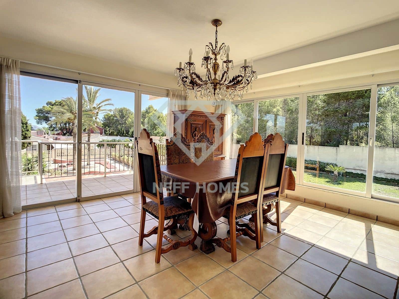 Chalet de 4 habitaciones en Albir en venta con piscina garaje - 1.350.000 € (Ref: 8051454)