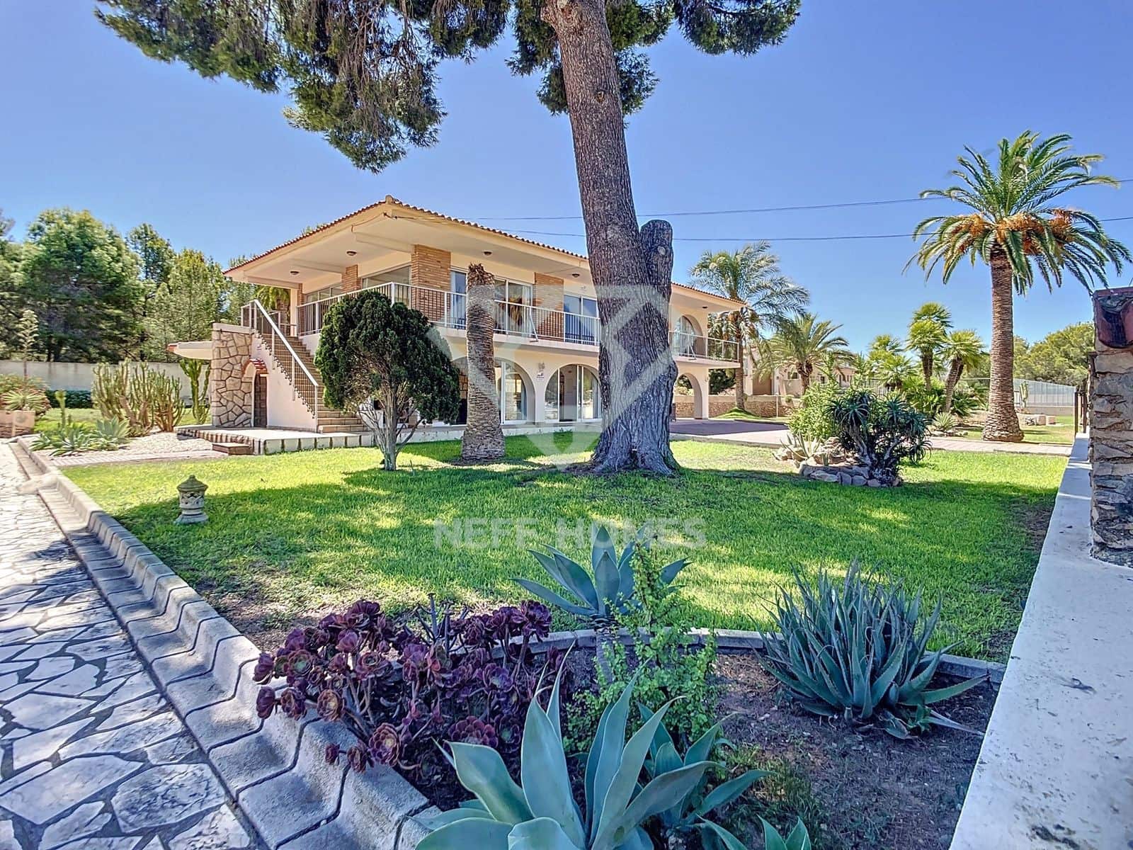 Chalet de 4 habitaciones en Albir en venta con piscina garaje - 1.350.000 € (Ref: 8051454)