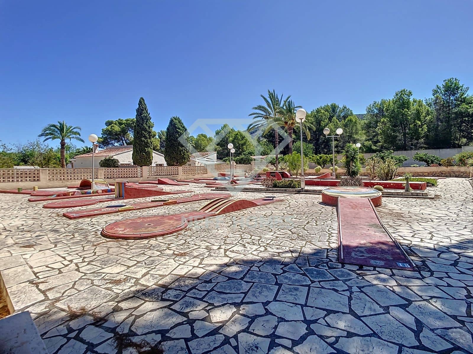 Chalet de 4 habitaciones en Albir en venta con piscina garaje - 1.350.000 € (Ref: 8051454)