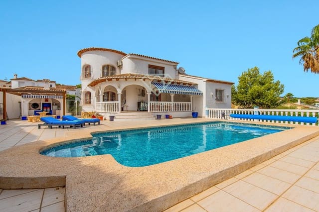 3 slaapkamer Villa te koop in Calpe / Calp met zwembad garage - € 575.000 (Ref: 8053723)