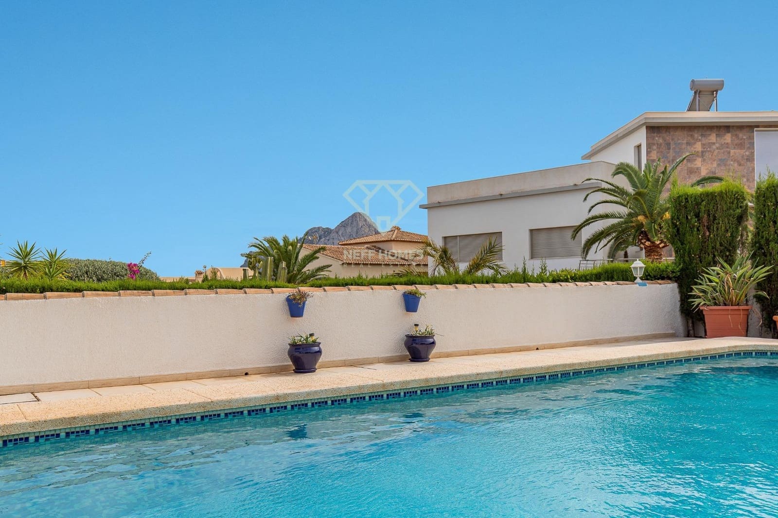 3 bedroom Villa for sale in Calpe / Calp with pool garage - € 575,000 (Ref: 8053723)