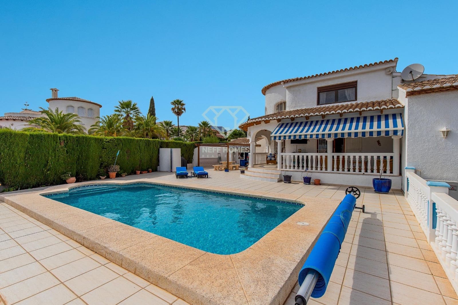 3 bedroom Villa for sale in Calpe / Calp with pool garage - € 575,000 (Ref: 8053723)
