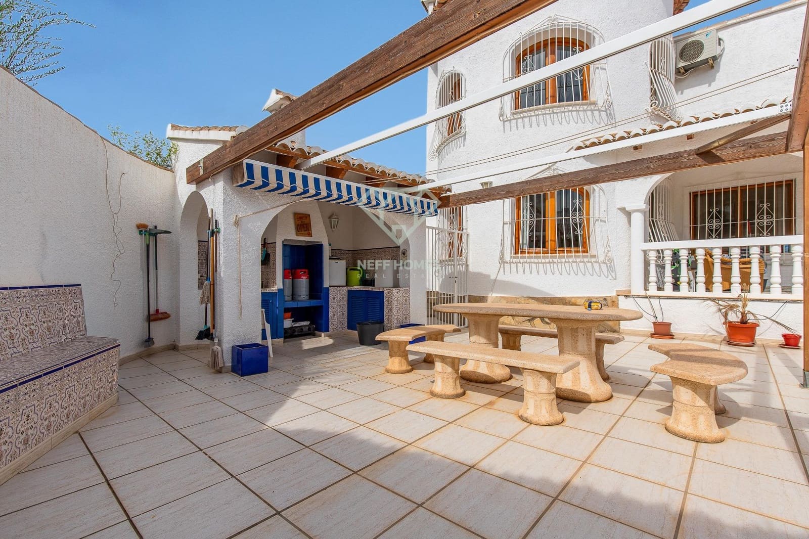 3 bedroom Villa for sale in Calpe / Calp with pool garage - € 575,000 (Ref: 8053723)