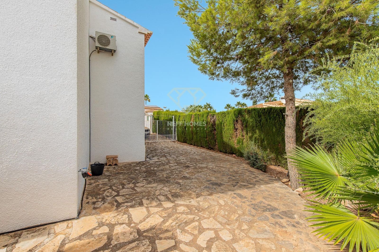 3 bedroom Villa for sale in Calpe / Calp with pool garage - € 575,000 (Ref: 8053723)