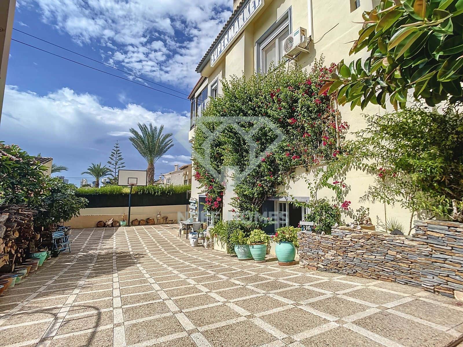 3 Zimmer Villa zu verkaufen in Calpe / Calp mit Pool - 1.300.000 € (Ref: 8053727)