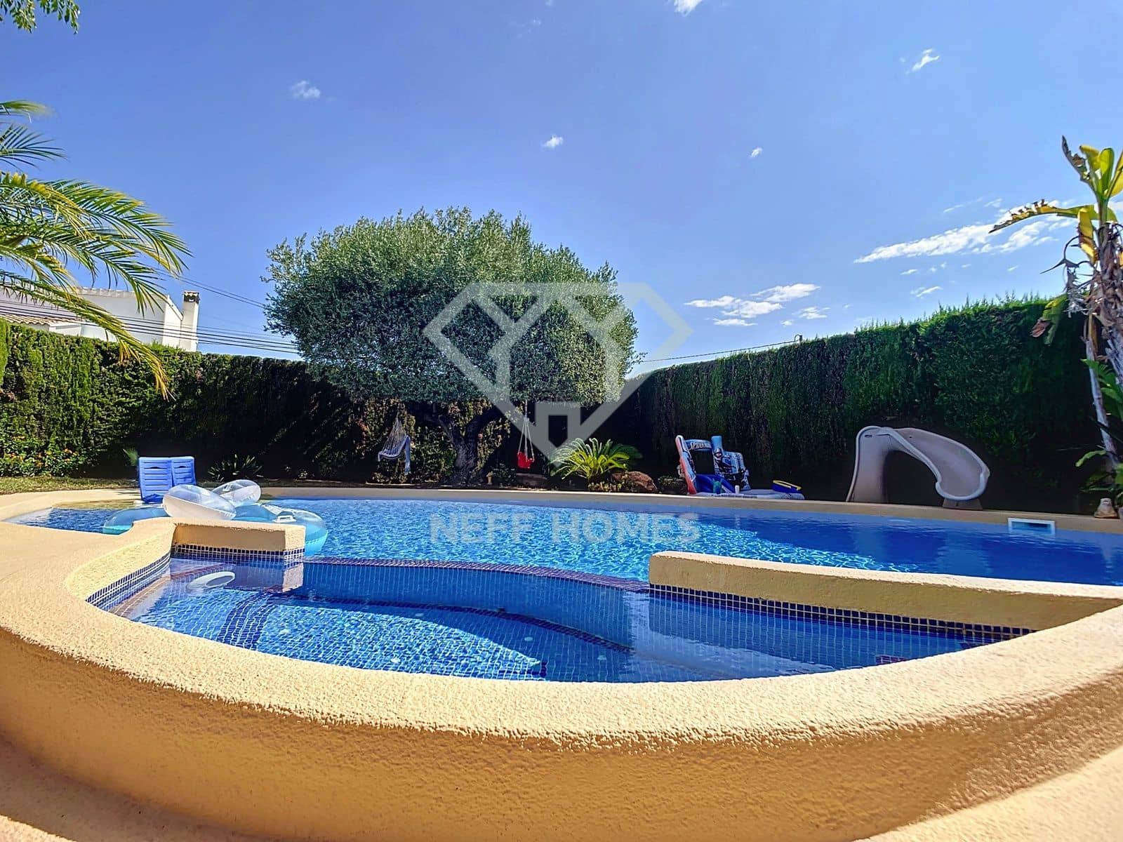 3 Zimmer Villa zu verkaufen in Calpe / Calp mit Pool - 1.300.000 € (Ref: 8053727)