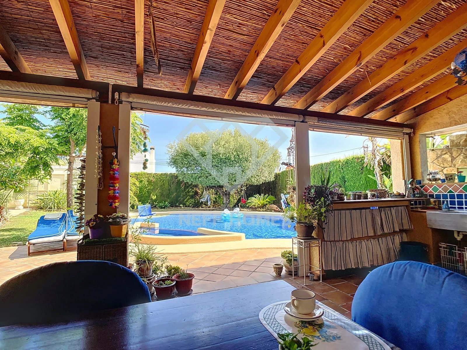 3 Zimmer Villa zu verkaufen in Calpe / Calp mit Pool - 1.300.000 € (Ref: 8053727)