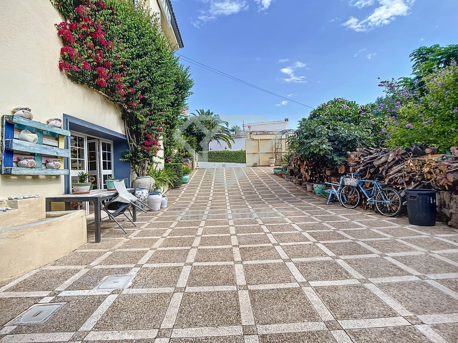 3 Zimmer Villa zu verkaufen in Calpe / Calp mit Pool - 1.300.000 € (Ref: 8053727)