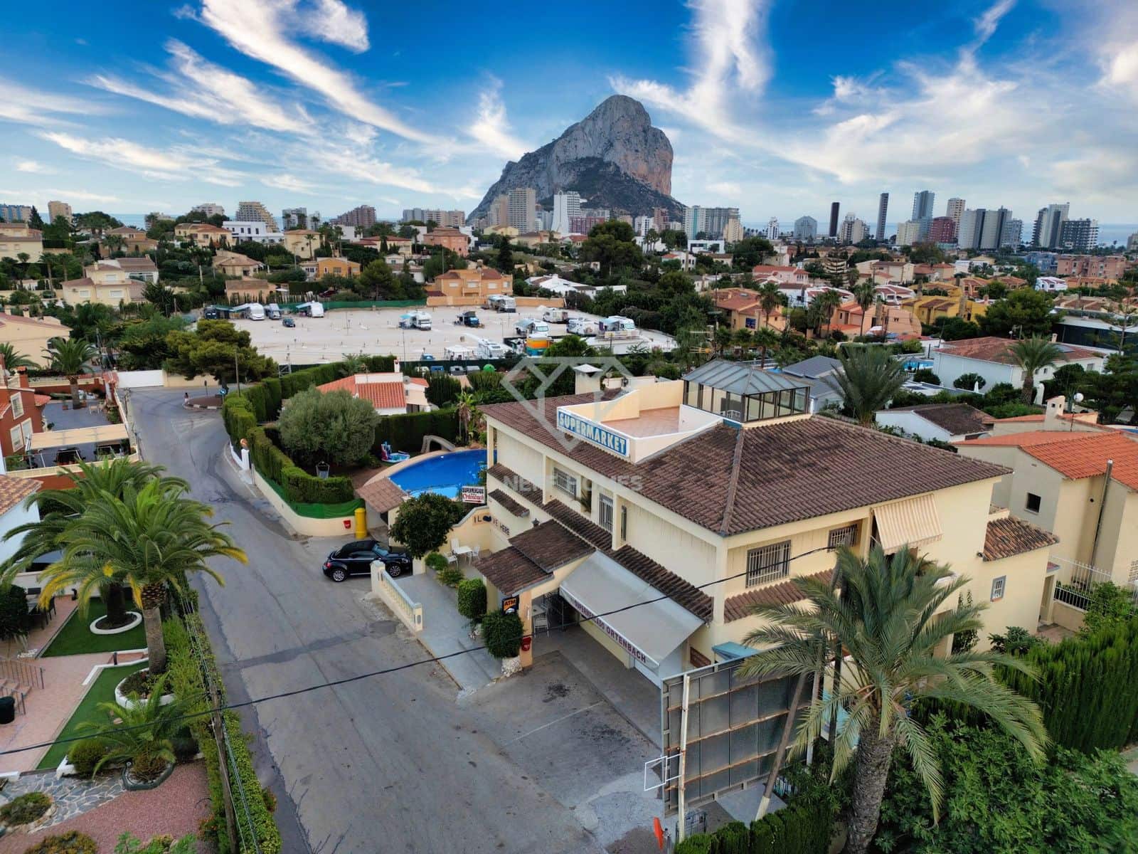 3 Zimmer Villa zu verkaufen in Calpe / Calp mit Pool - 1.300.000 € (Ref: 8053727)