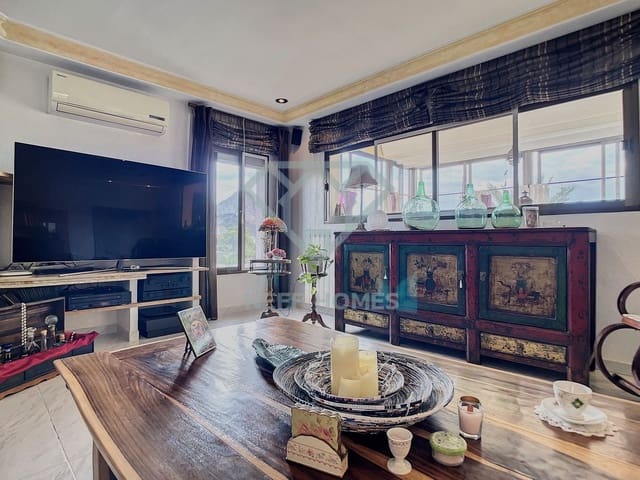 3 Zimmer Villa zu verkaufen in Calpe / Calp mit Pool - 1.300.000 € (Ref: 8053727)