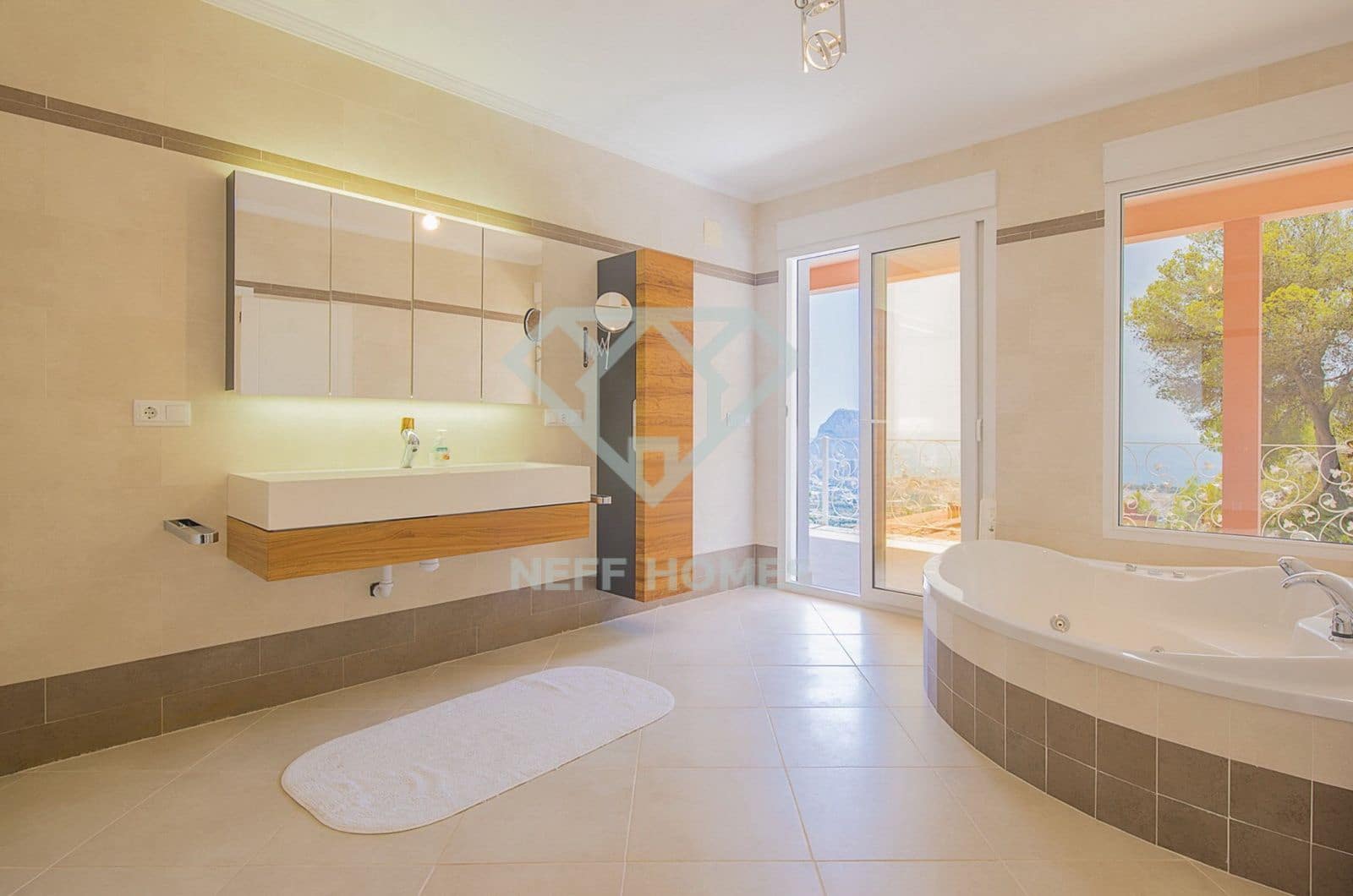 3 slaapkamer Villa te koop in Calpe / Calp met zwembad - € 795.000 (Ref: 8053729)