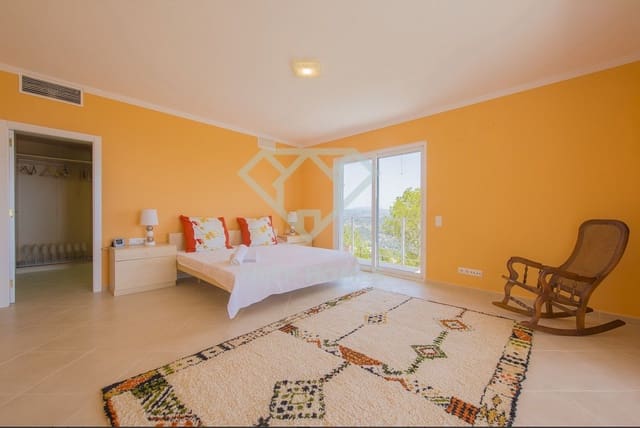 3 chambre Villa/Maison à vendre à Oltamar - Cucarres, Calpe / Calp avec piscine - 795 000 € (Ref: 8053729)