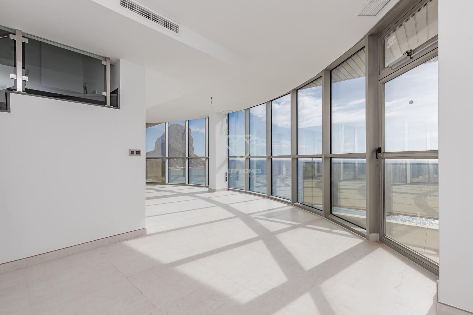 3 chambre Appartement à vendre à Calpe / Calp avec piscine garage - 1 500 000 € (Ref: 8053730)