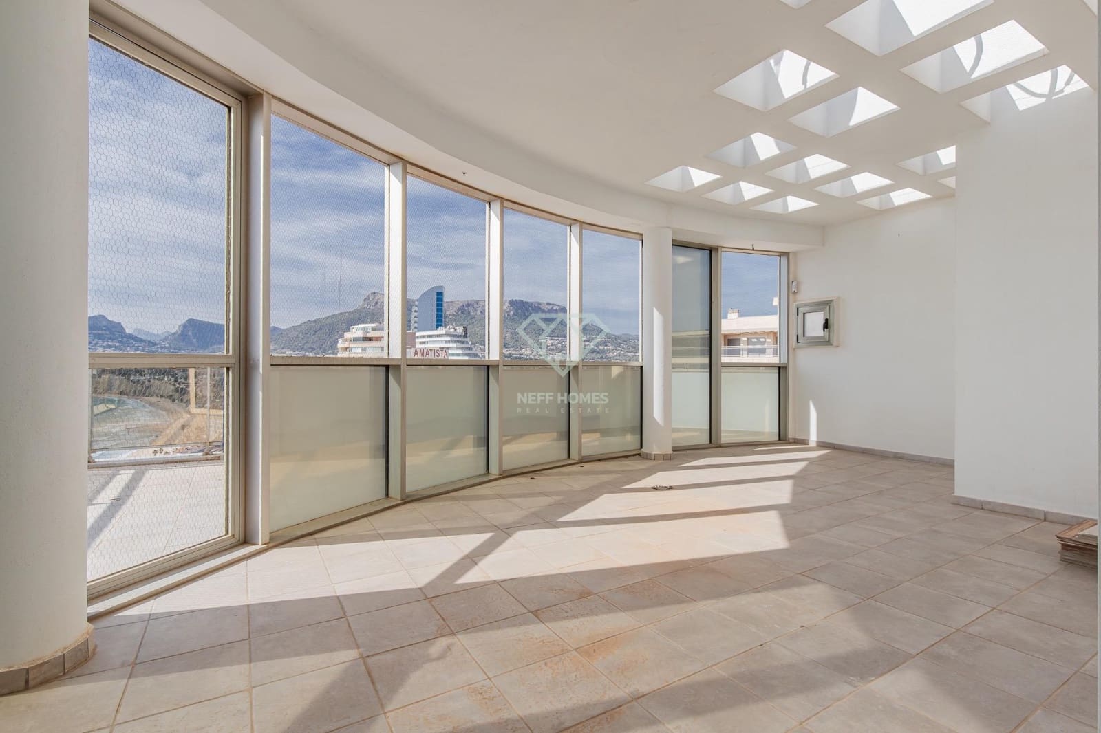 3 chambre Appartement à vendre à Calpe / Calp avec piscine garage - 1 500 000 € (Ref: 8053730)