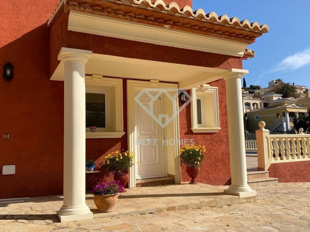 5 Zimmer Villa zu verkaufen in Calpe / Calp mit Pool - 820.000 € (Ref: 8822473)