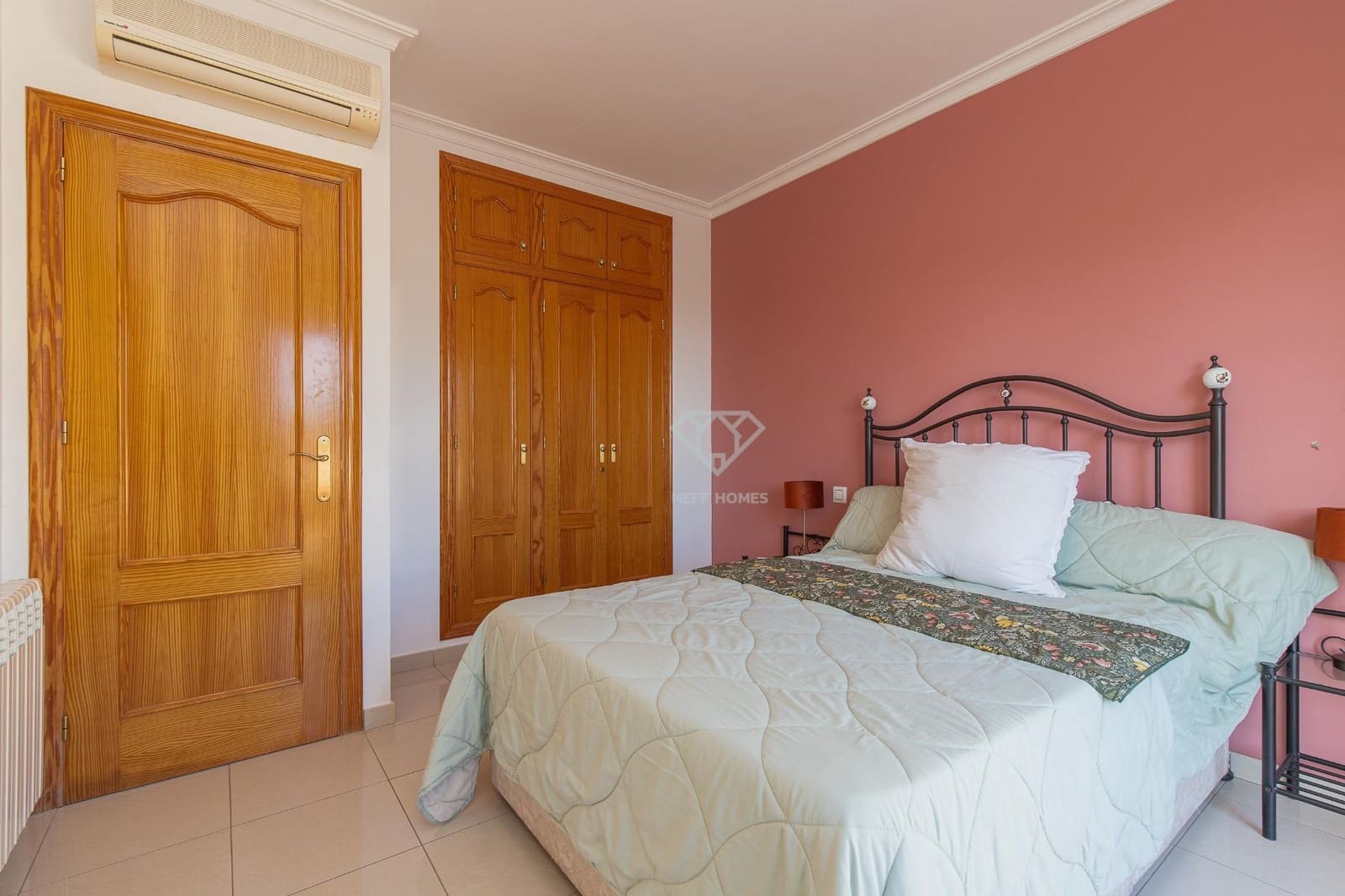 5 Zimmer Villa zu verkaufen in Calpe / Calp mit Pool - 820.000 € (Ref: 8822473)