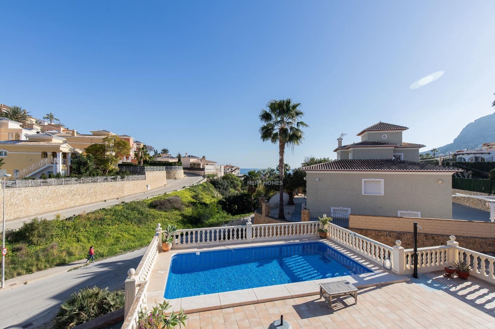 5 Zimmer Villa zu verkaufen in Calpe / Calp mit Pool - 820.000 € (Ref: 8822473)