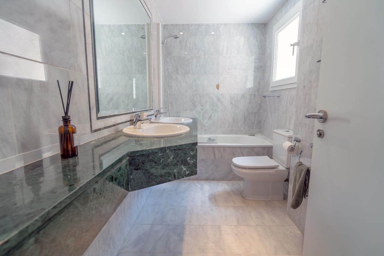 2 soverom Penthouse til salgs i Altea med svømmebasseng garasje - € 795 000 (Ref: 8948655)