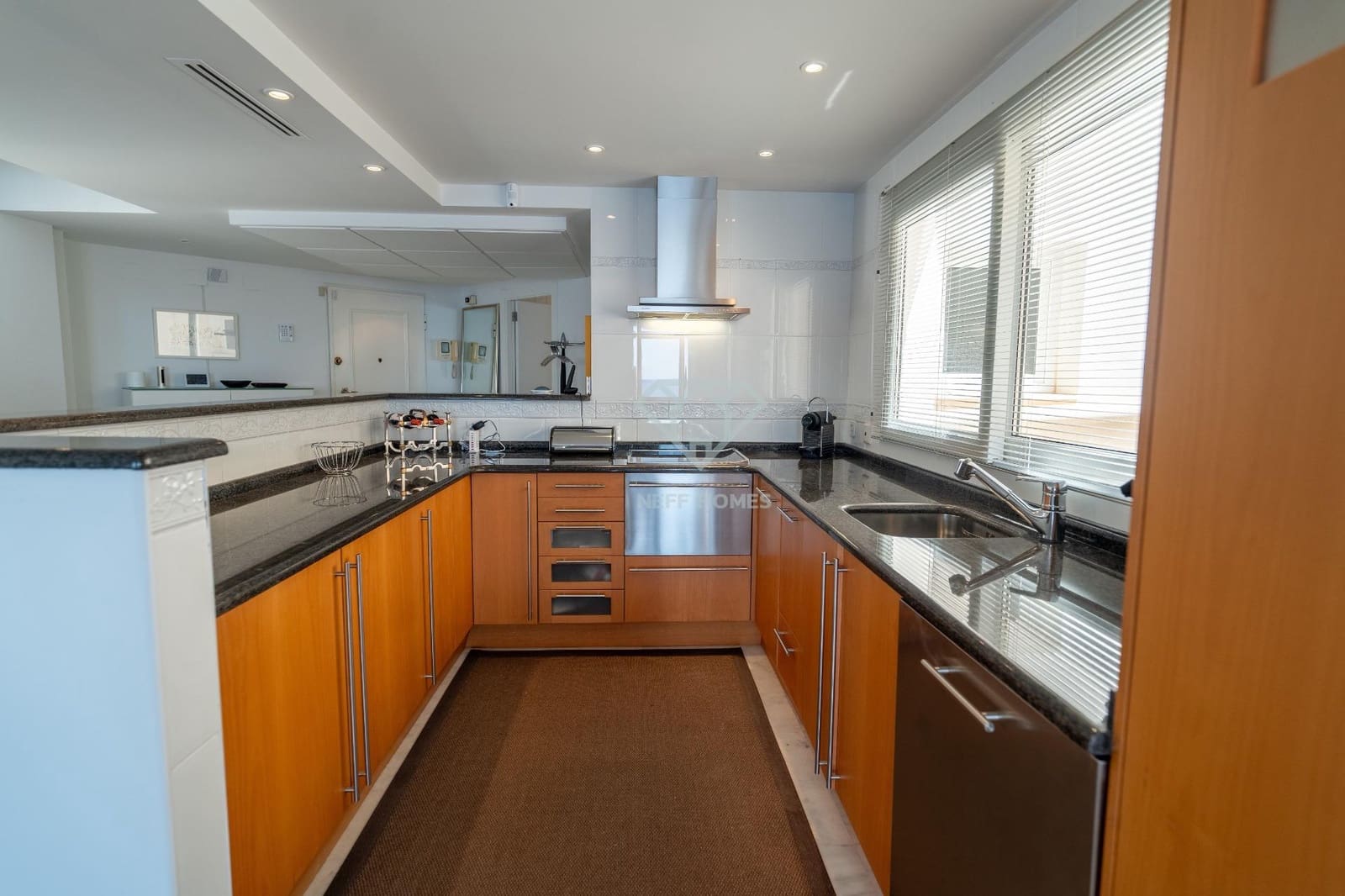 2 soverom Penthouse til salgs i Altea med svømmebasseng garasje - € 795 000 (Ref: 8948655)