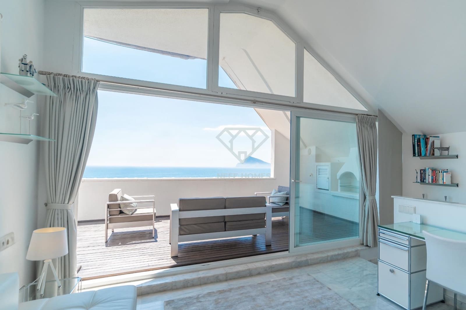 2 soverom Penthouse til salgs i Altea med svømmebasseng garasje - € 795 000 (Ref: 8948655)