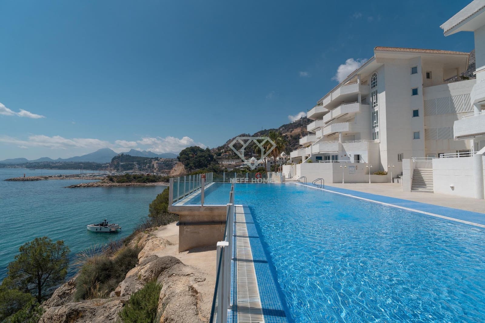 2 soverom Penthouse til salgs i Altea med svømmebasseng garasje - € 795 000 (Ref: 8948655)