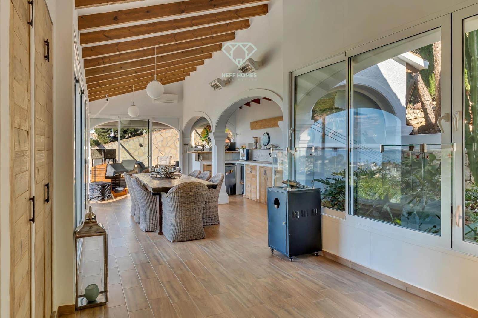 4 soveværelse Villa til salg i Moraira med swimmingpool garage - € 1.390.000 (Ref: 9003394)